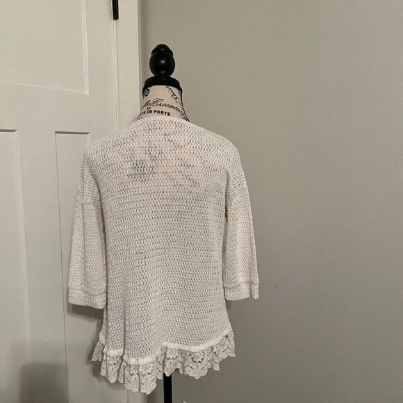 Wallamanda Ivory Knit Sweater with Lace Trim, Small - Picture 3 of 5